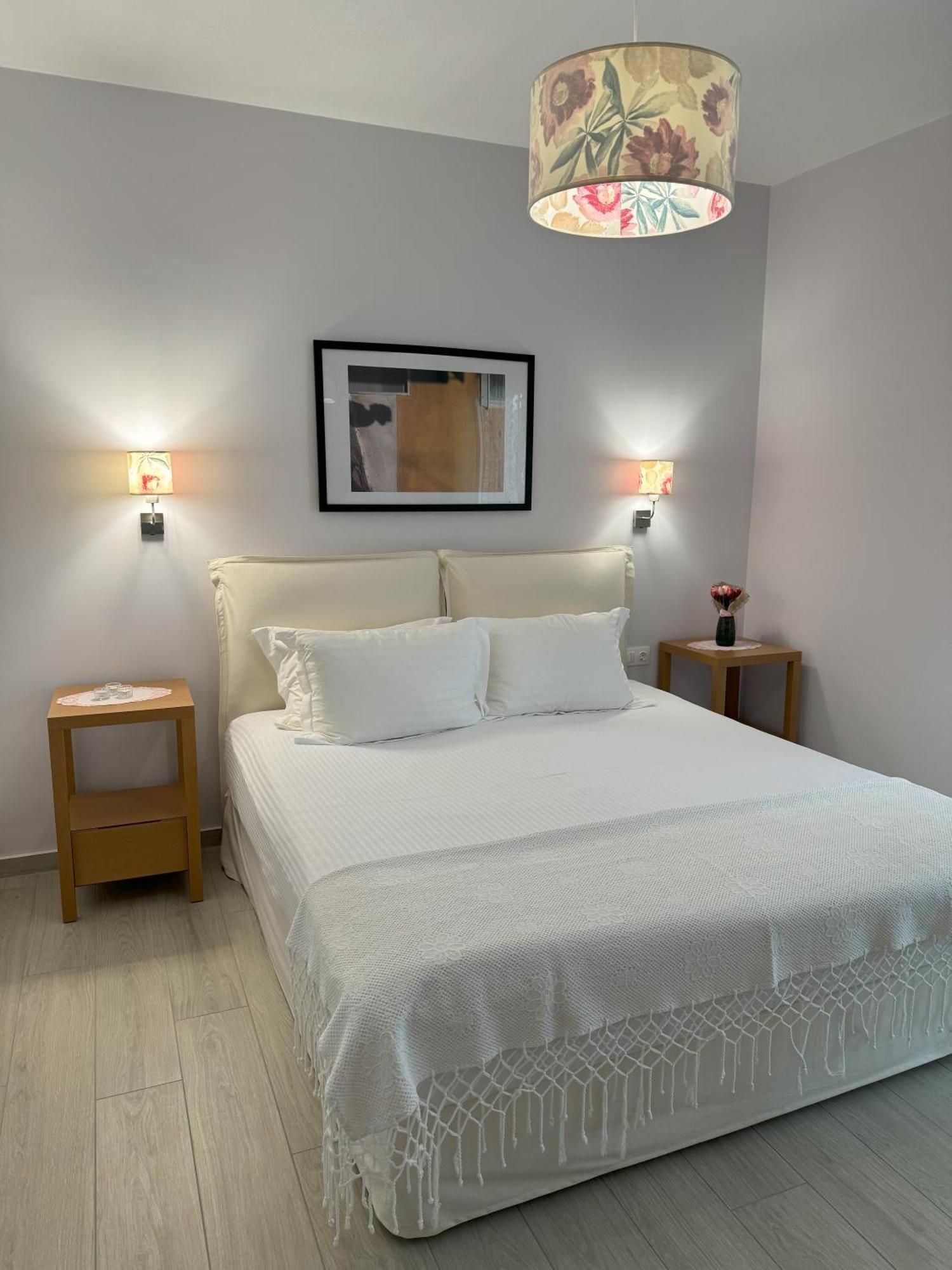 Acra Melia Apartment Palaiontsiflikion Exterior photo