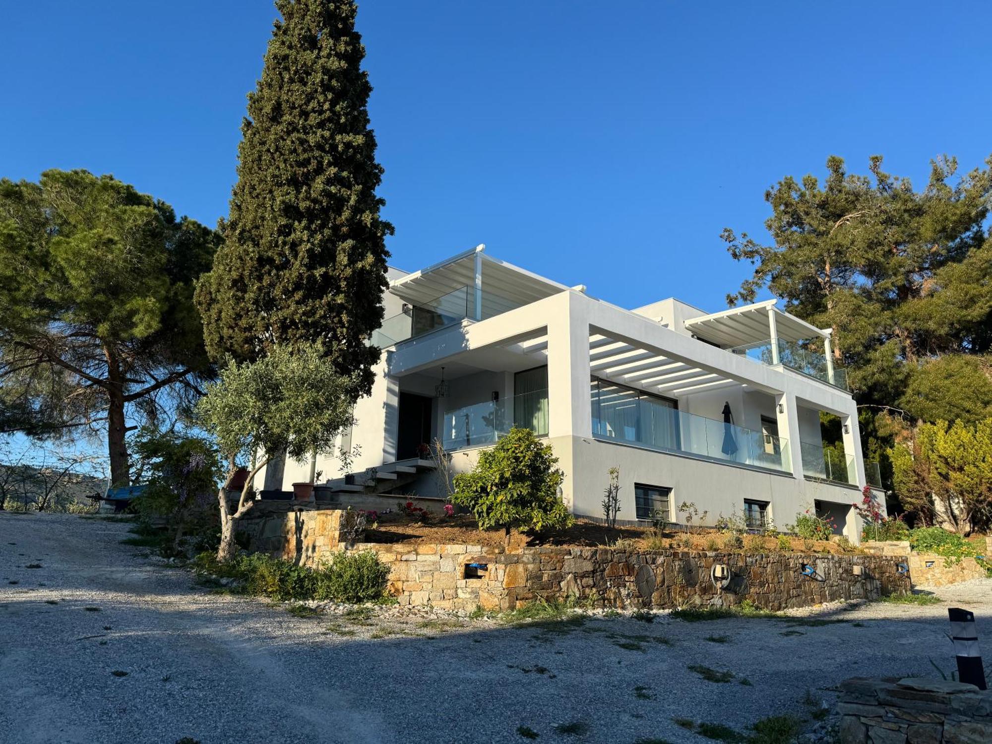 Acra Melia Apartment Palaiontsiflikion Exterior photo