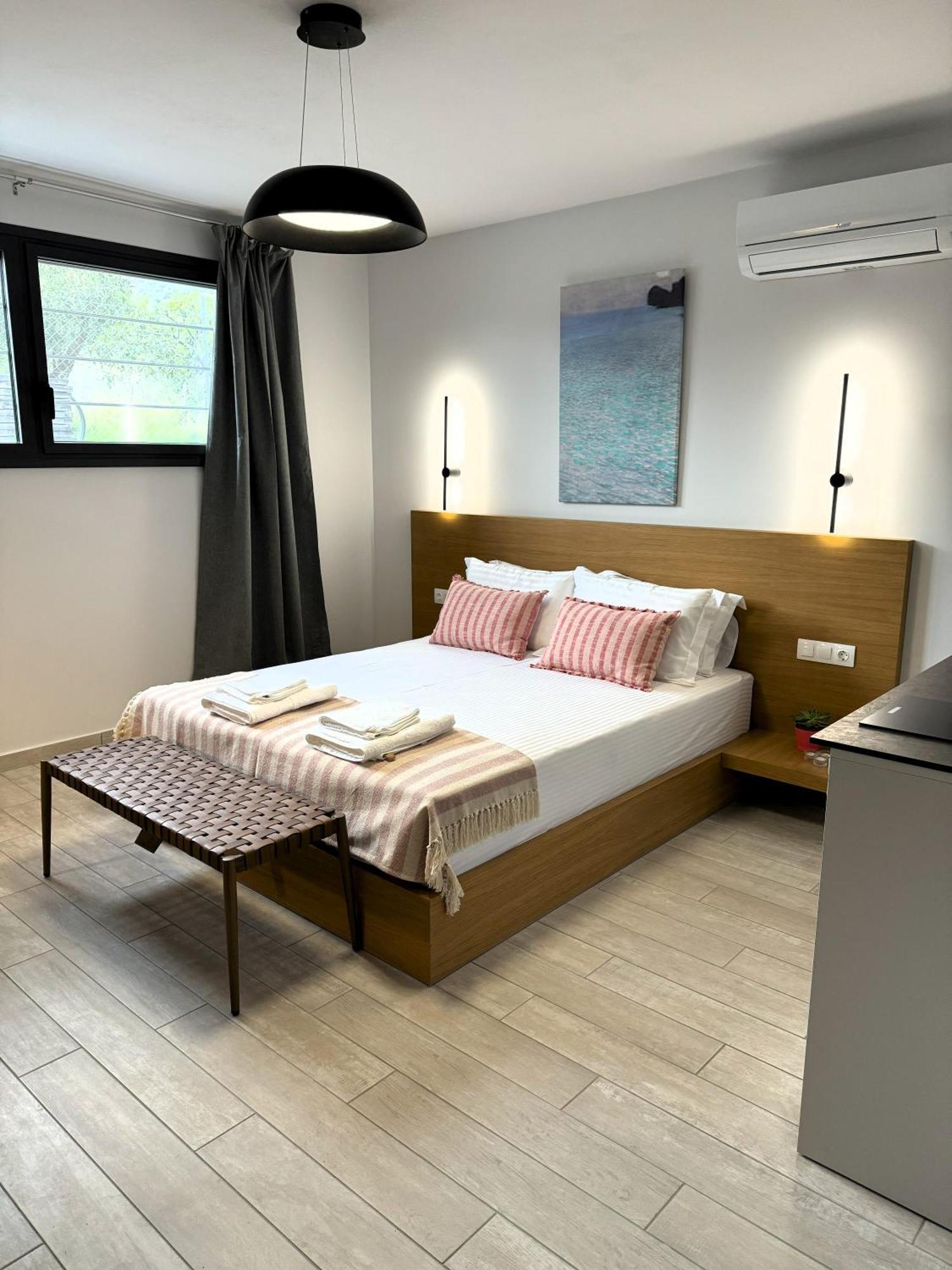 Acra Melia Apartment Palaiontsiflikion Exterior photo